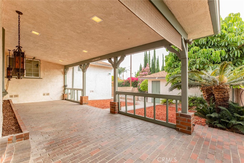 1954 Bel Aire Property Photo 22