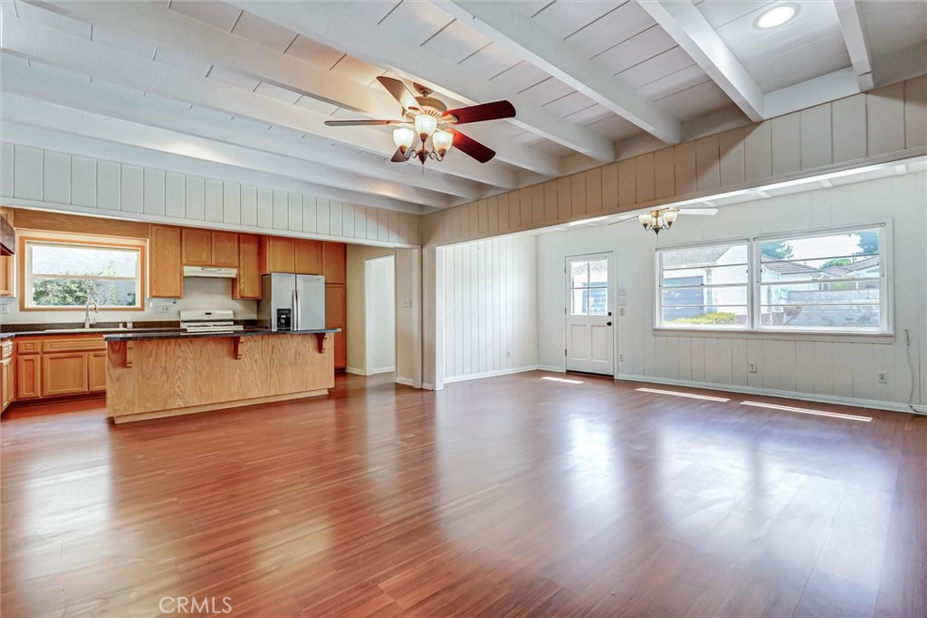 530 Andover Property Photo 6