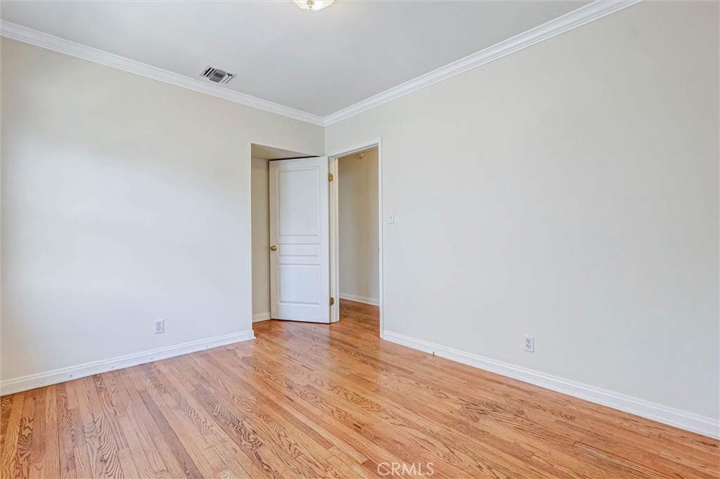530 Andover Property Photo 28
