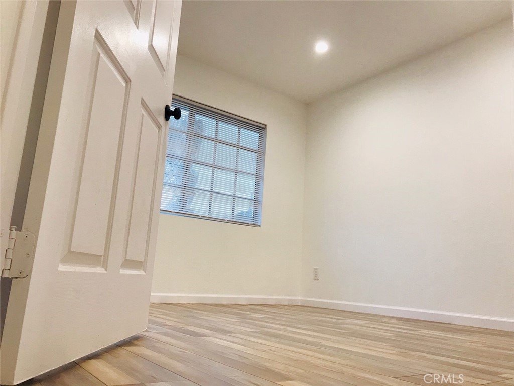 14253 Gilmore Street A Property Photo 10