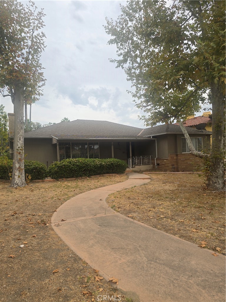 1760 Grandview Property Photo 1