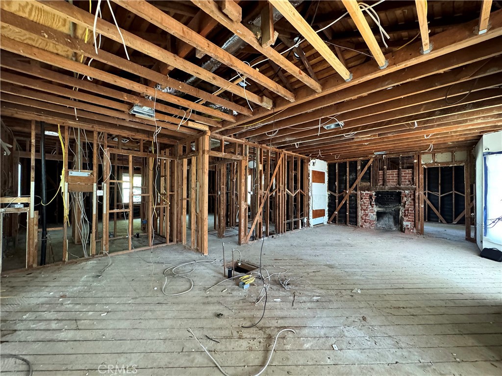 3115 Piedmont Property Photo 4