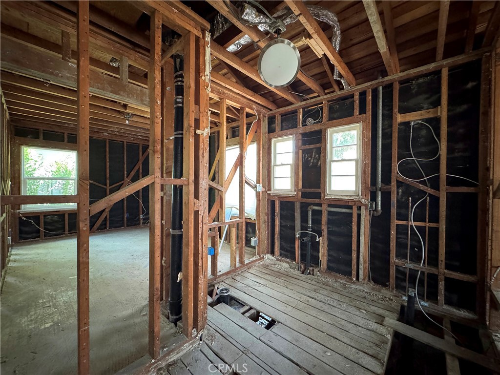 3115 Piedmont Property Photo 7