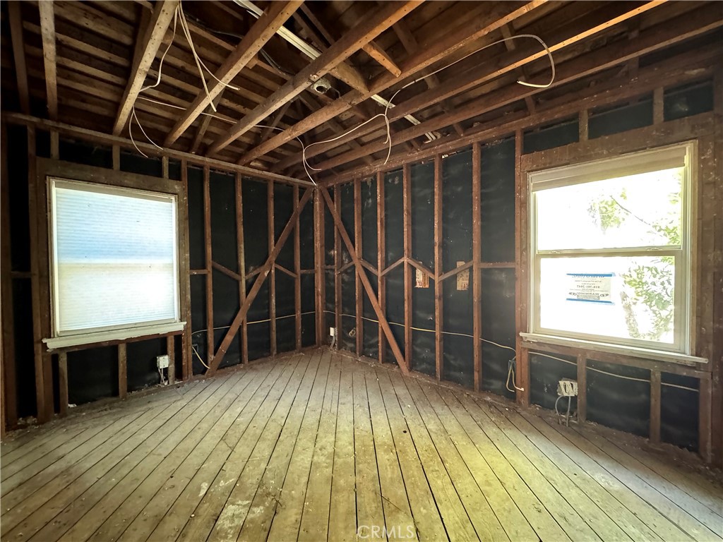 3115 Piedmont Property Photo 9