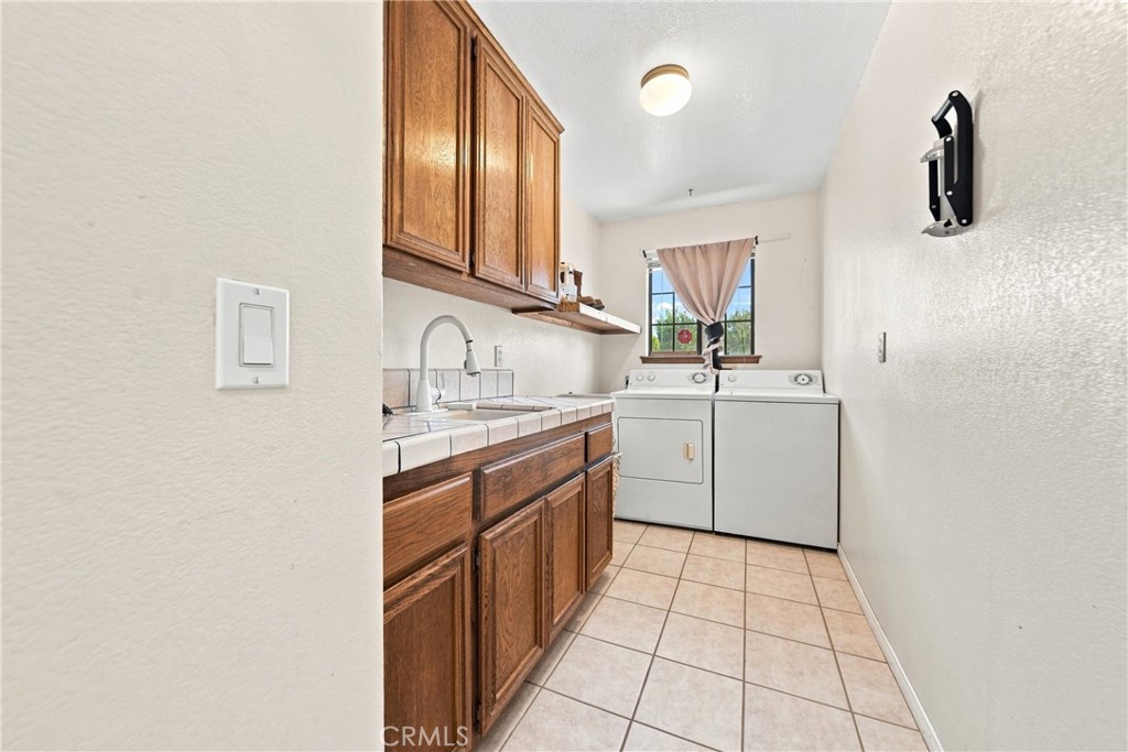 8609 Maple Property Photo 12