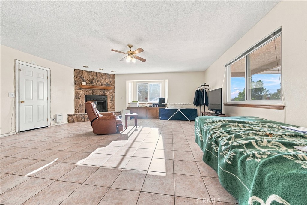 8609 Maple Property Photo 17