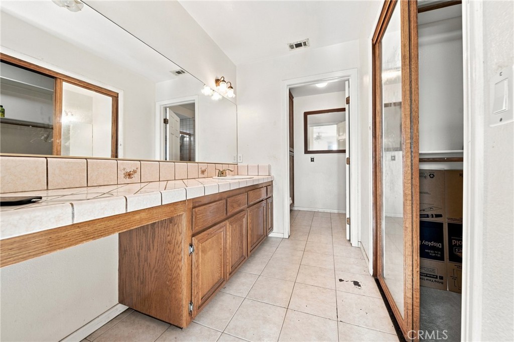 8609 Maple Property Photo 25