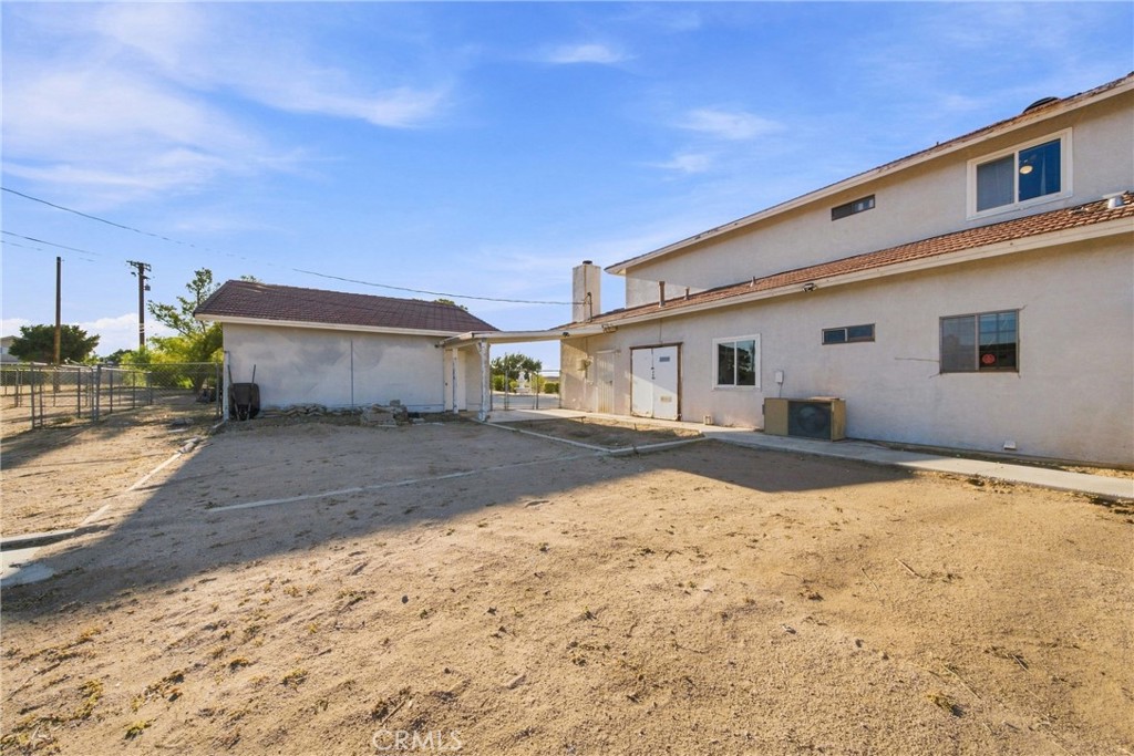 8609 Maple Property Photo 30