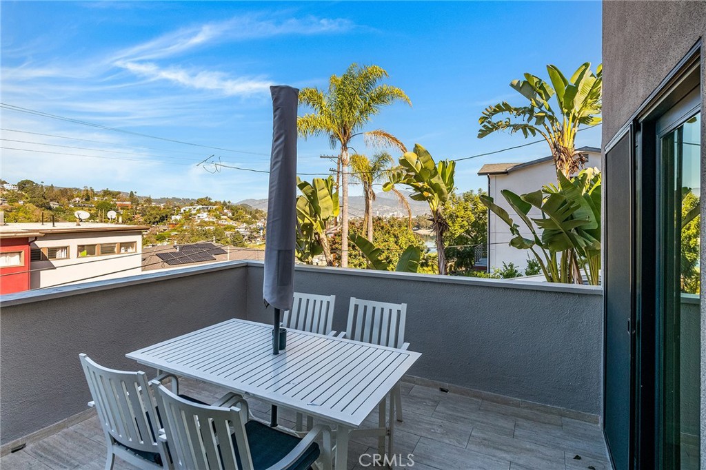 1800 Silverwood Terrace Property Photo 21