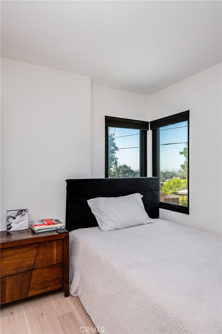 1800 Silverwood Terrace Property Photo 45