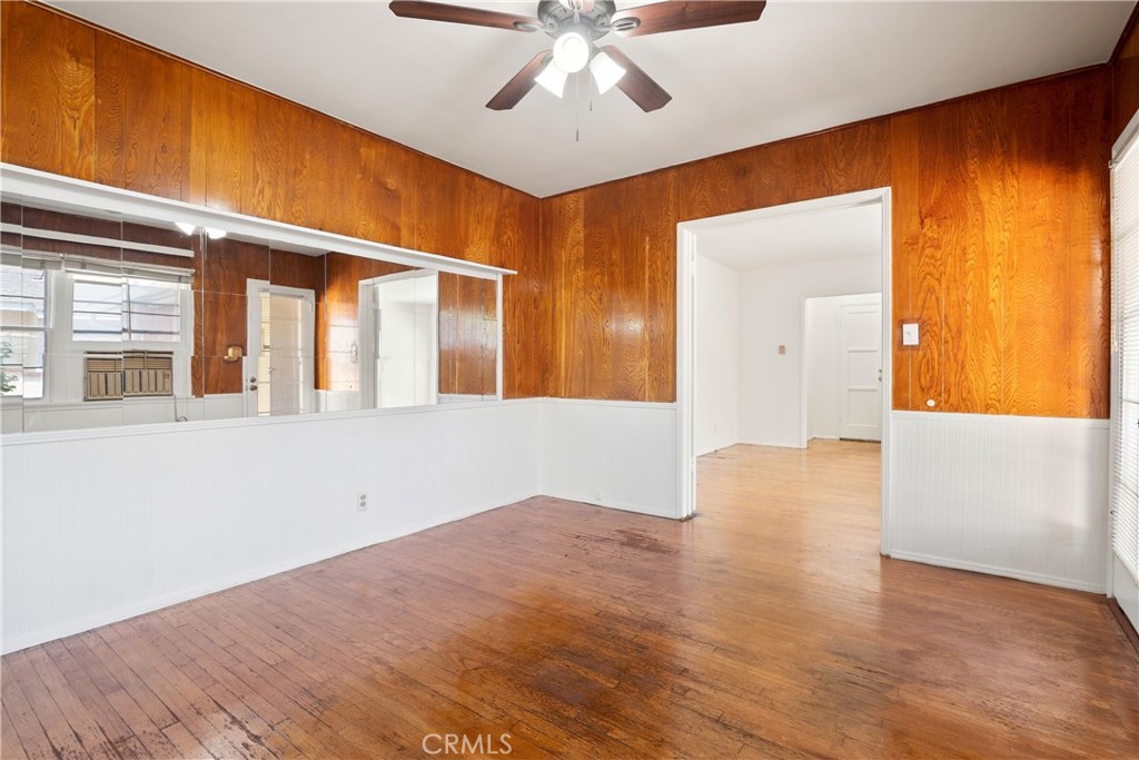 1815 W Riverside Drive Property Photo 6