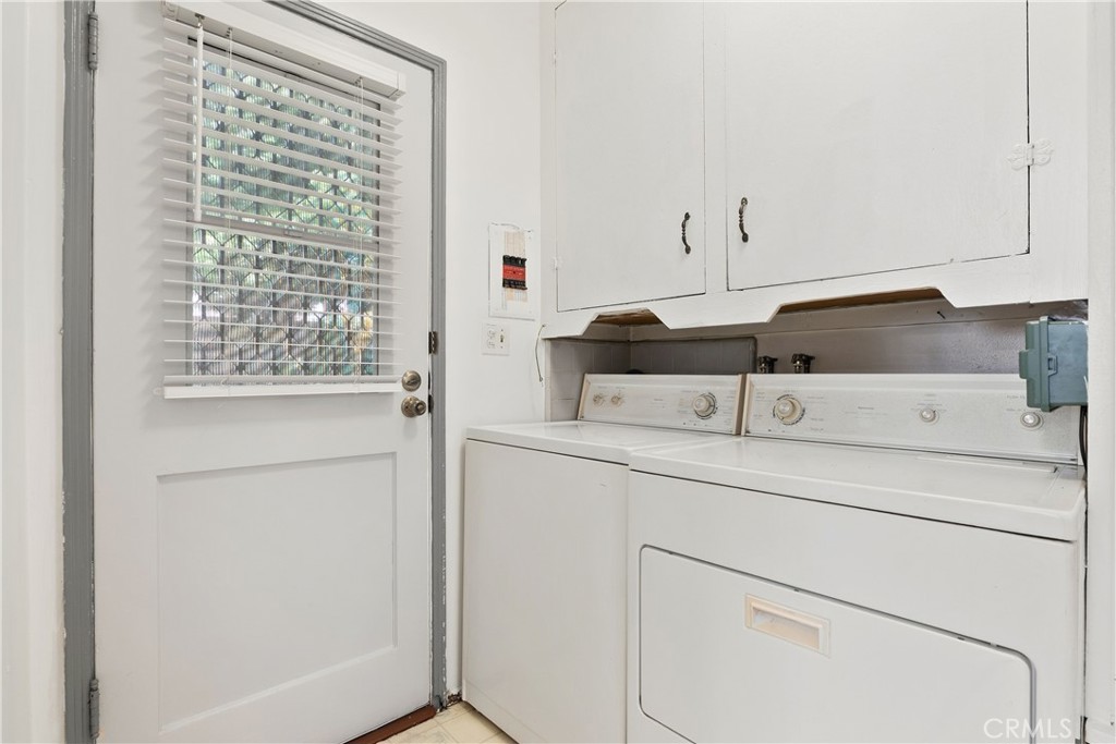1815 W Riverside Drive Property Photo 13