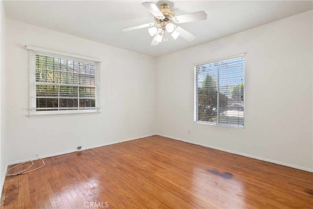 1815 W Riverside Drive Property Photo 14