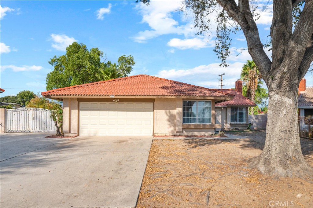 105 S Lamarr Property Photo 1