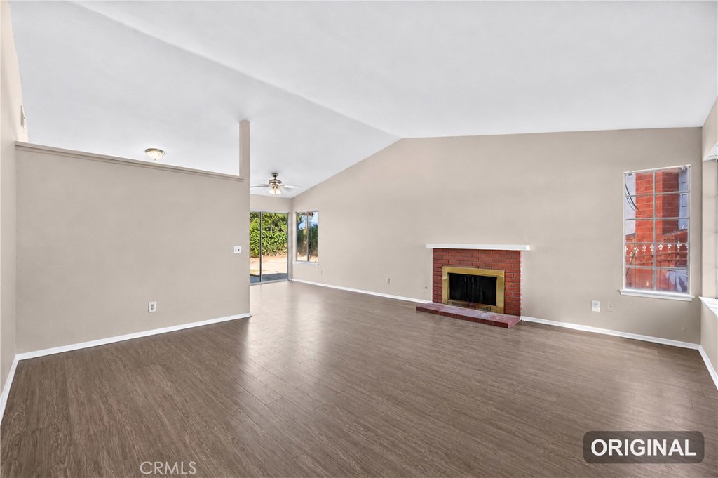 105 S Lamarr Property Photo 4