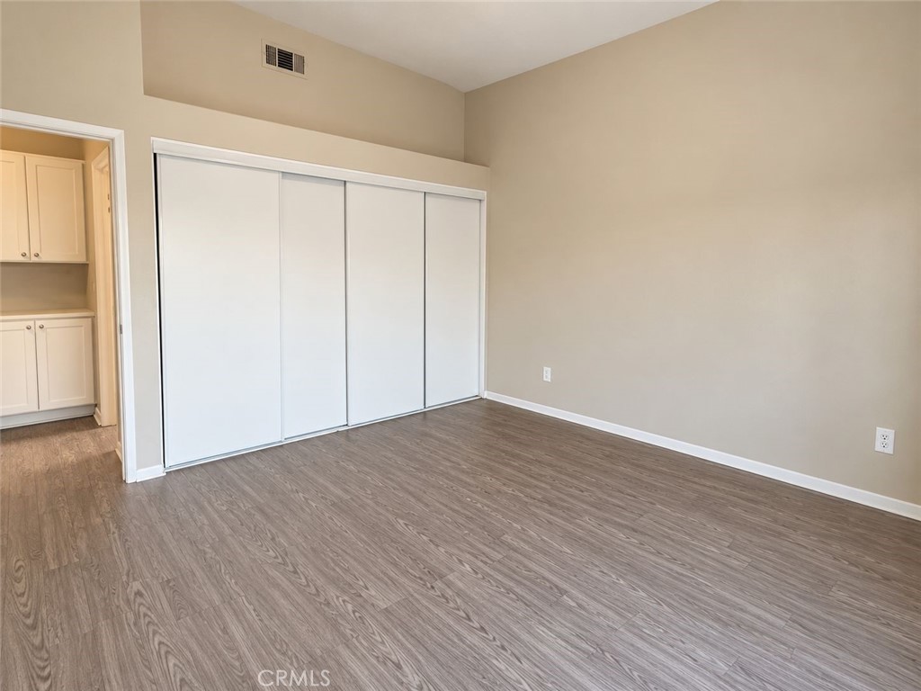105 S Lamarr Property Photo 9
