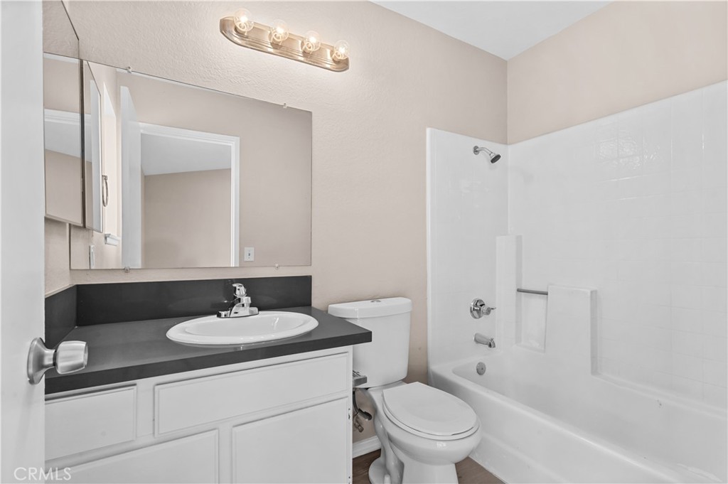 105 S Lamarr Property Photo 13