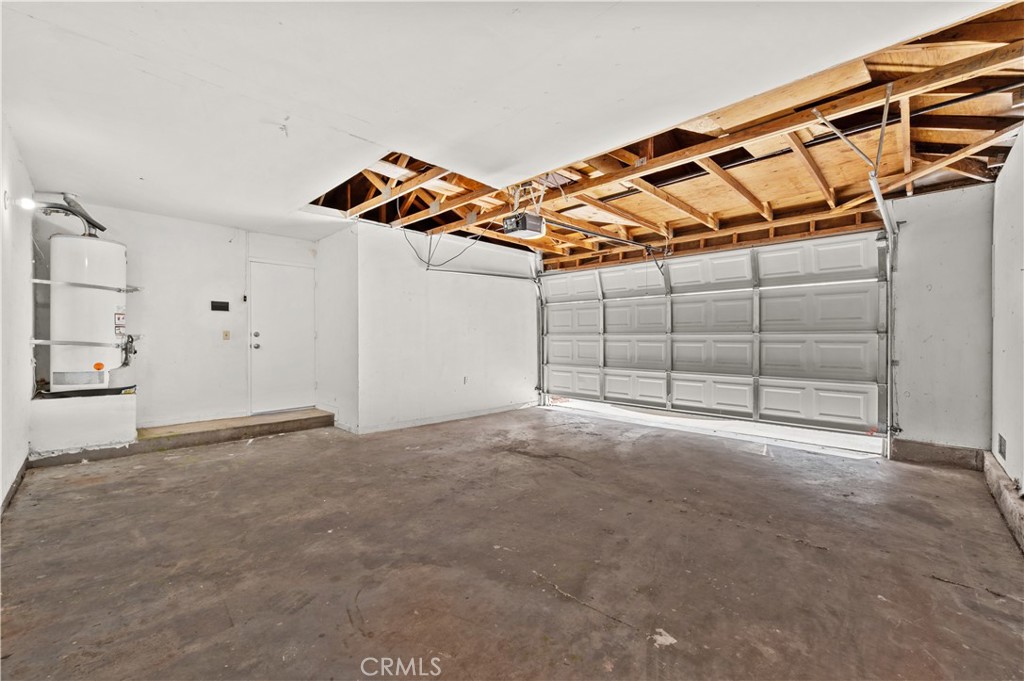 105 S Lamarr Property Photo 21