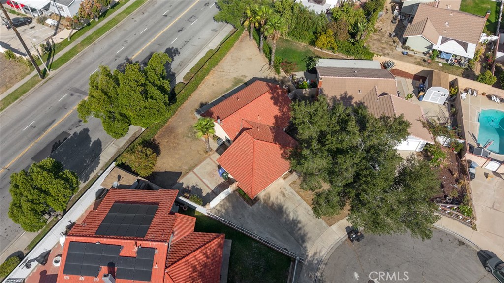 105 S Lamarr Property Photo 30