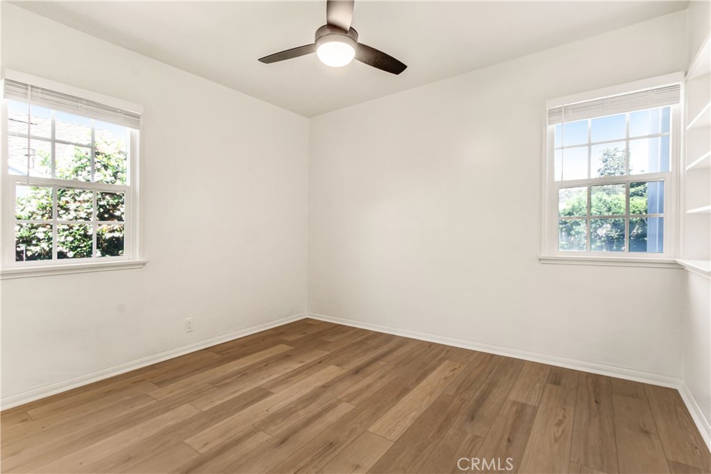 351 W Elm Street Property Photo 13