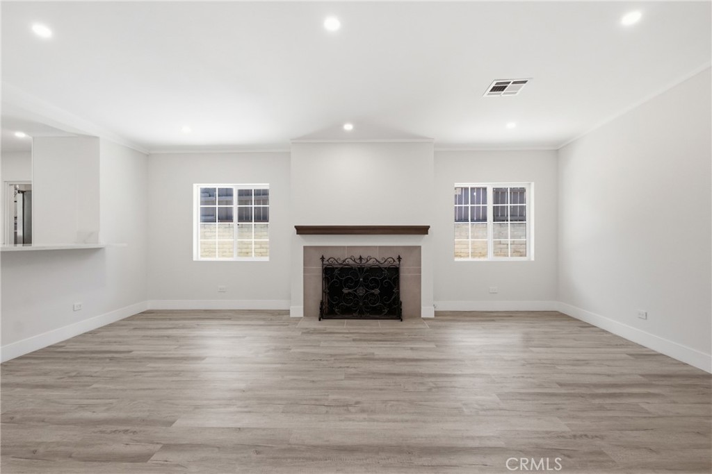 10227 Mcvine Property Photo 4