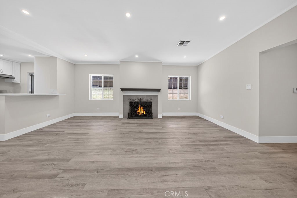 10227 Mcvine Property Photo 8