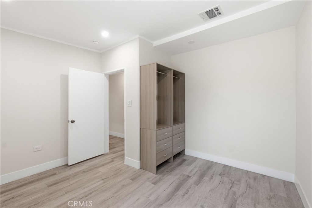 10227 Mcvine Property Photo 25