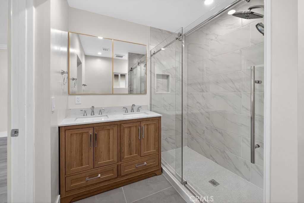 10227 Mcvine Property Photo 40