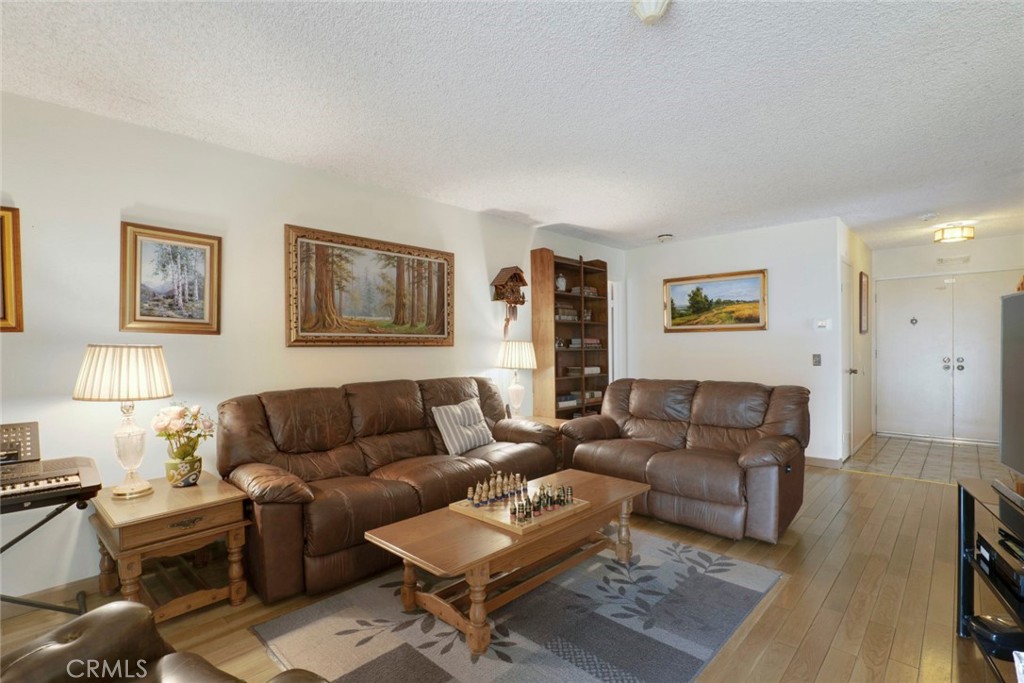 831 Redlen Avenue Property Photo 8