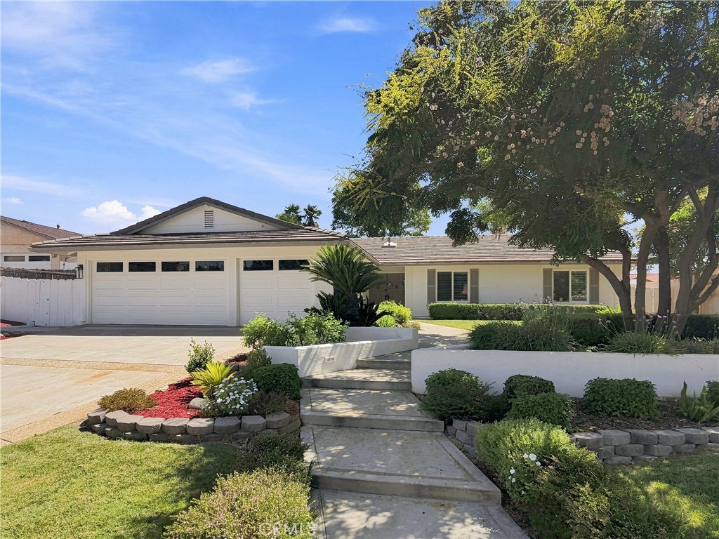 1159 Oak Knoll Terrace Property Photo 1