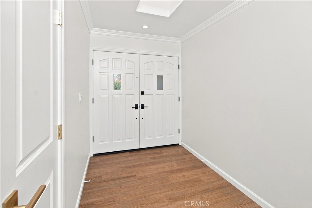 1159 Oak Knoll Terrace Property Photo 3