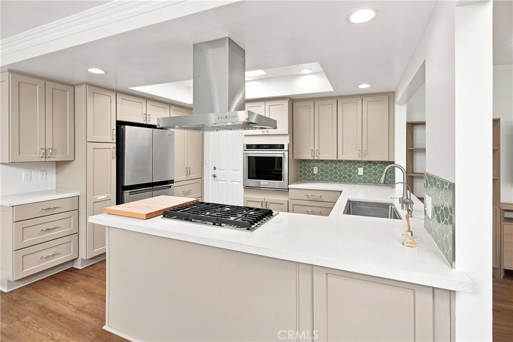 1159 Oak Knoll Terrace Property Photo 12
