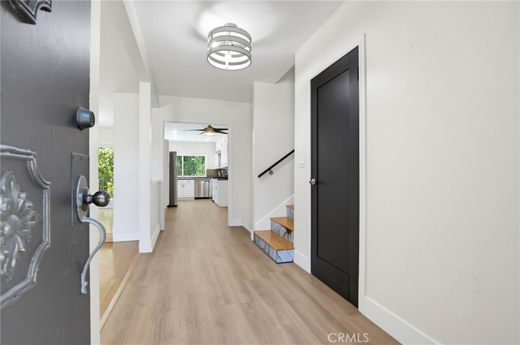 6627 Columbus Avenue Property Photo 11