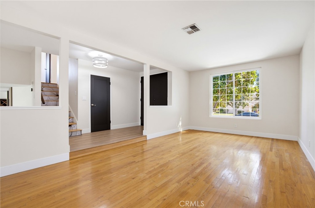 6627 Columbus Avenue Property Photo 14