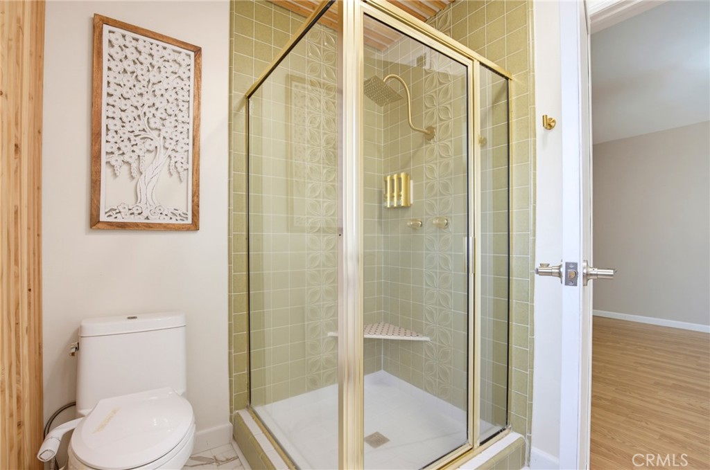 6627 Columbus Avenue Property Photo 32