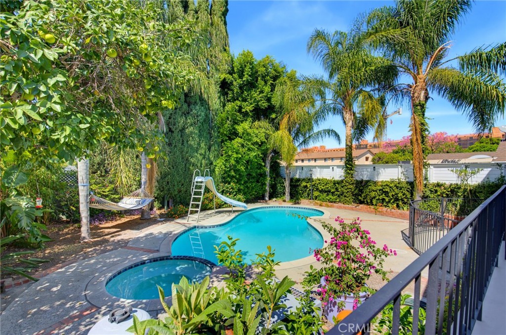 6627 Columbus Avenue Property Photo 41