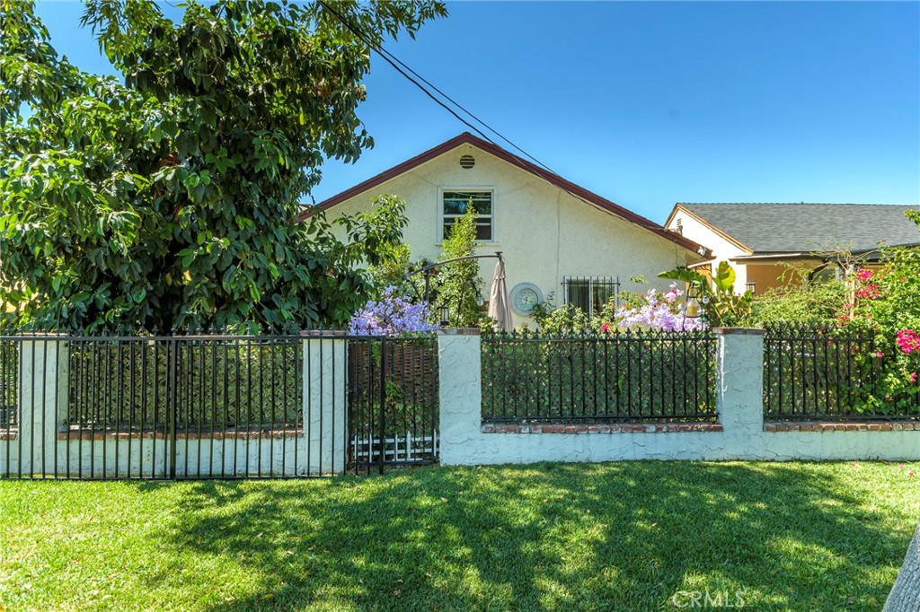 6621 Ben Property Photo 1