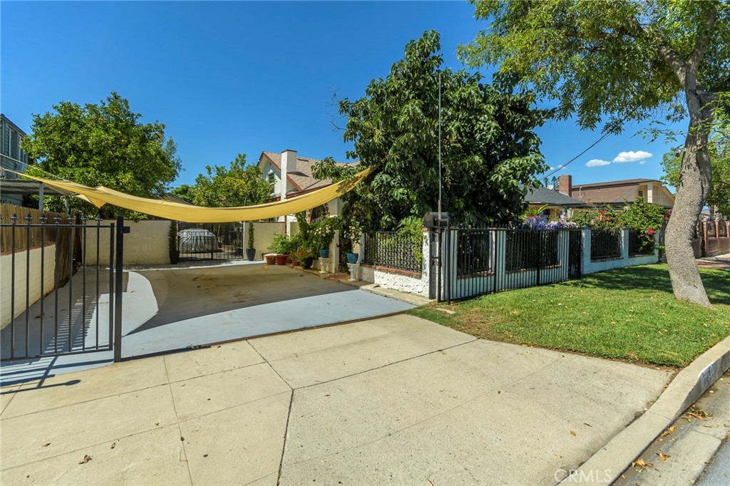 6621 Ben Property Photo 3