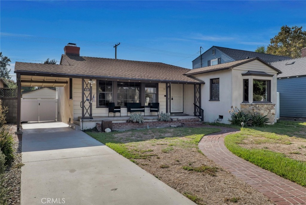 141 S Beachwood Drive Property Photo 1