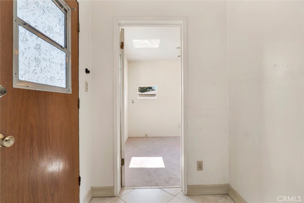 141 S Beachwood Drive Property Photo 19