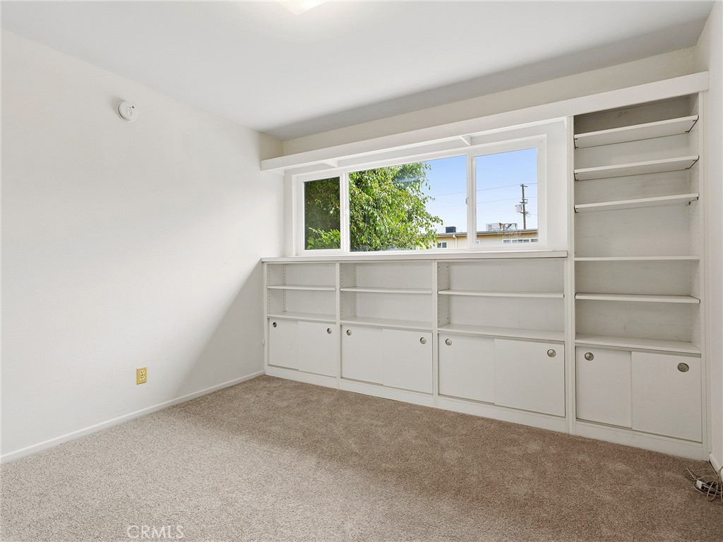 11138 Aqua Vista Street 18 Property Photo 15