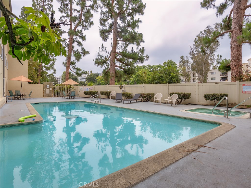 11138 Aqua Vista Street 18 Property Photo 30