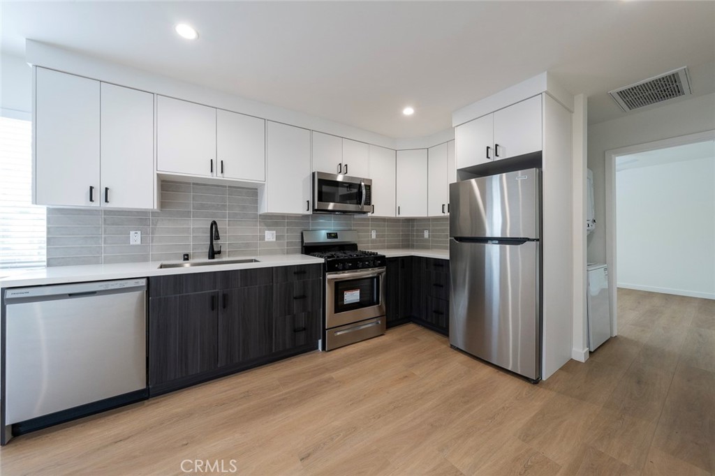 613 N Occidental 611-6 Property Photo 10