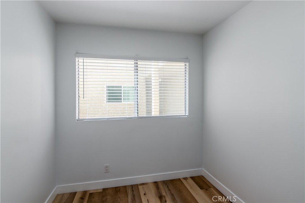1339 N Columbus 106 Property Photo 18