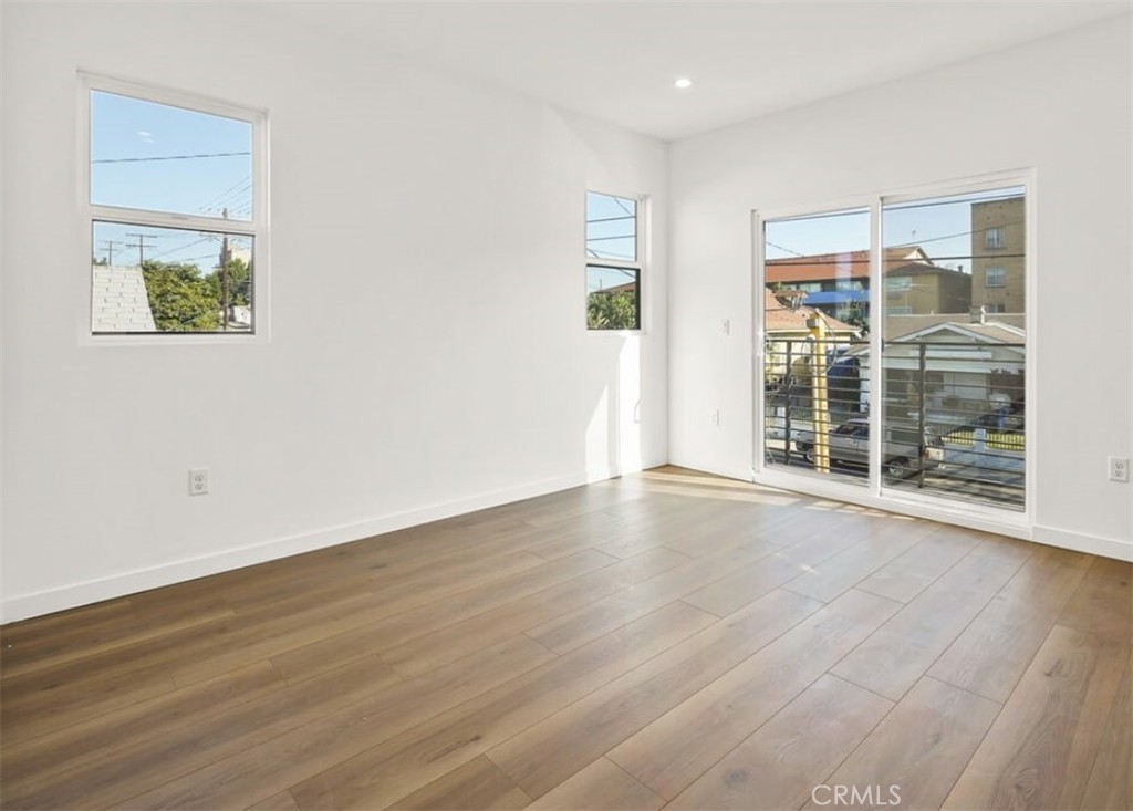 1731 S New Hampshire Avenue Property Photo 4