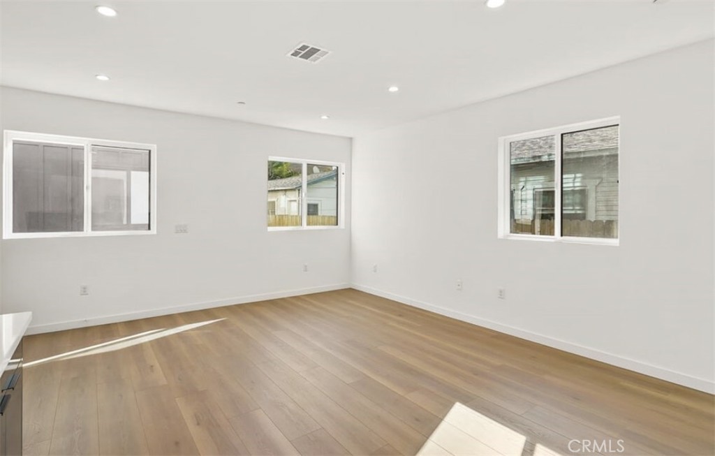 1731 S New Hampshire Avenue Property Photo 8