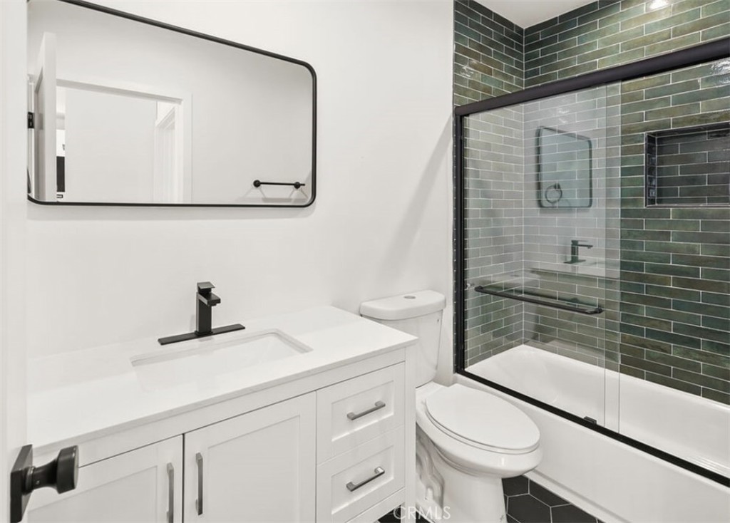 1731 S New Hampshire Avenue Property Photo 11