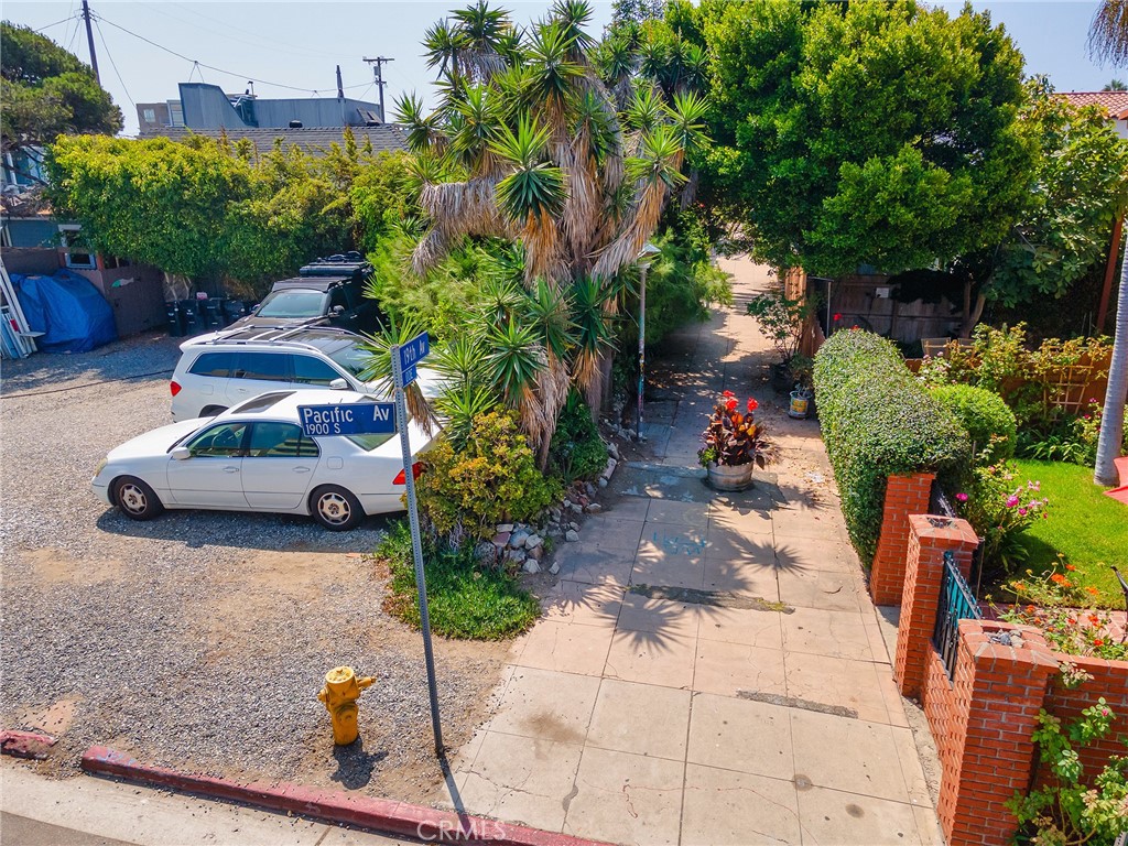 42 19th Avenue Property Photo 15