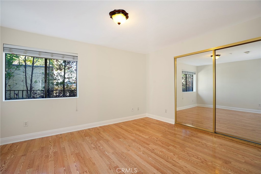 422 Hawthorne Street 3 Property Photo 21