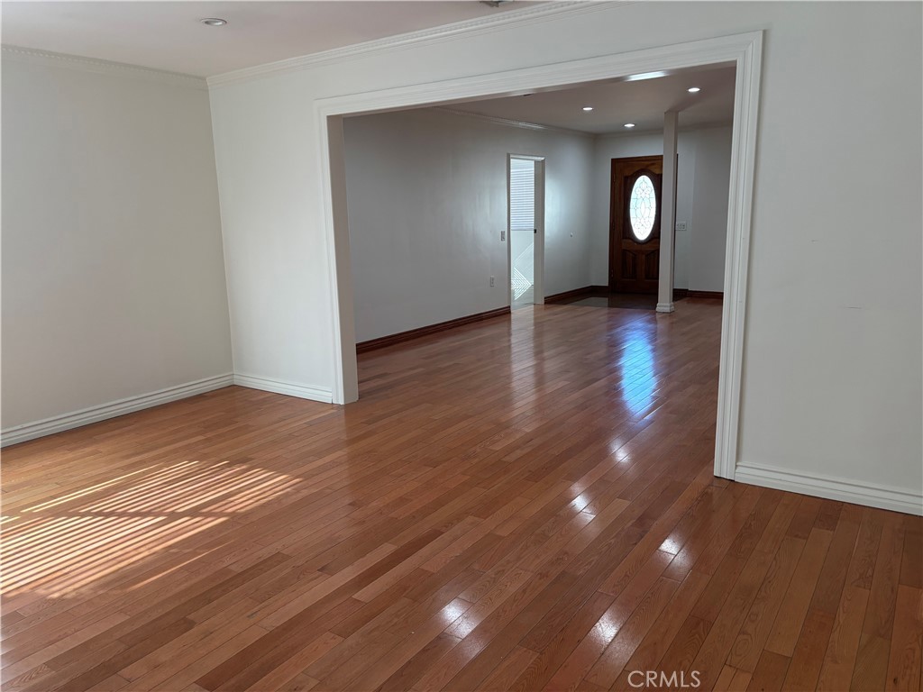 11246 Lull Street Property Photo 9